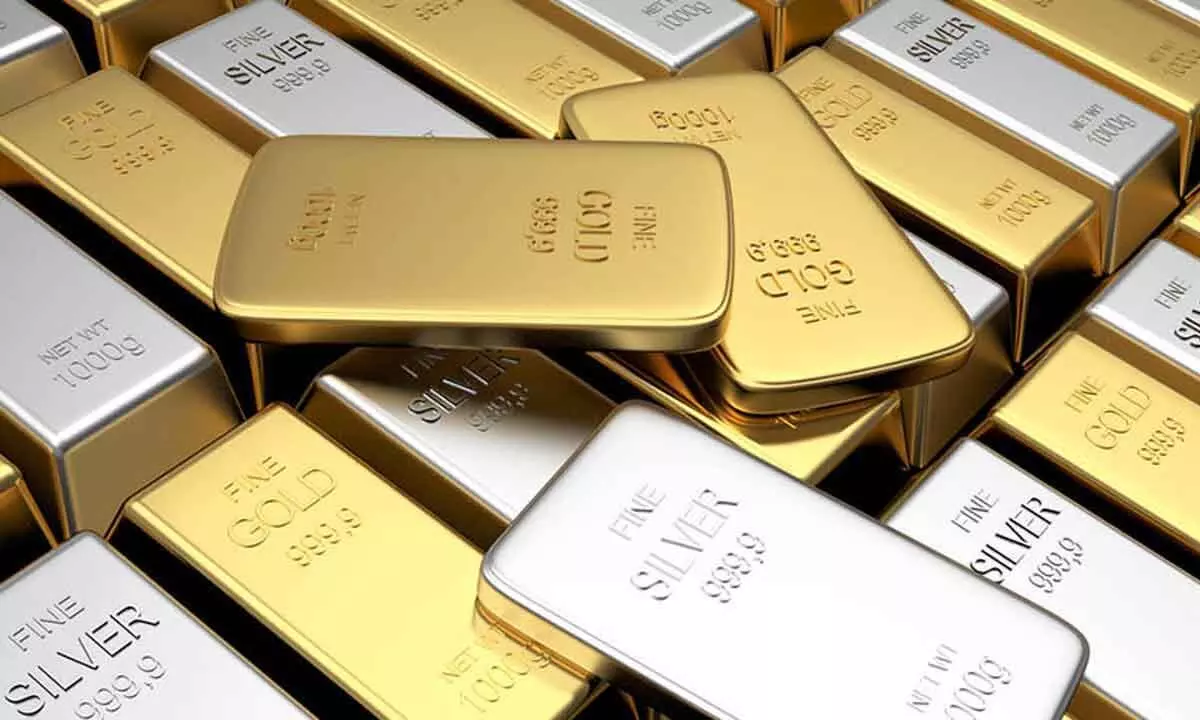 Gold Dips, Silver Shines: The ₹2.5 Lakh Story Nobody Saw Coming